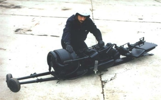 Illustration for article titled The Soviet Torpedo-Sized One-Man Helicopter